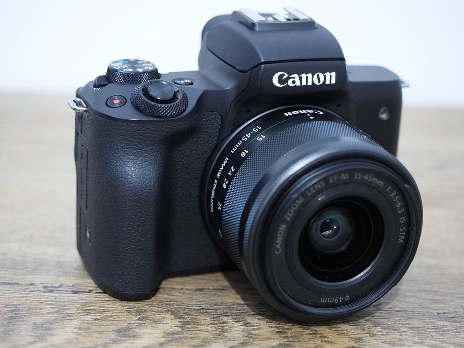Canon M50 mk I,  Canon 15-45mm
