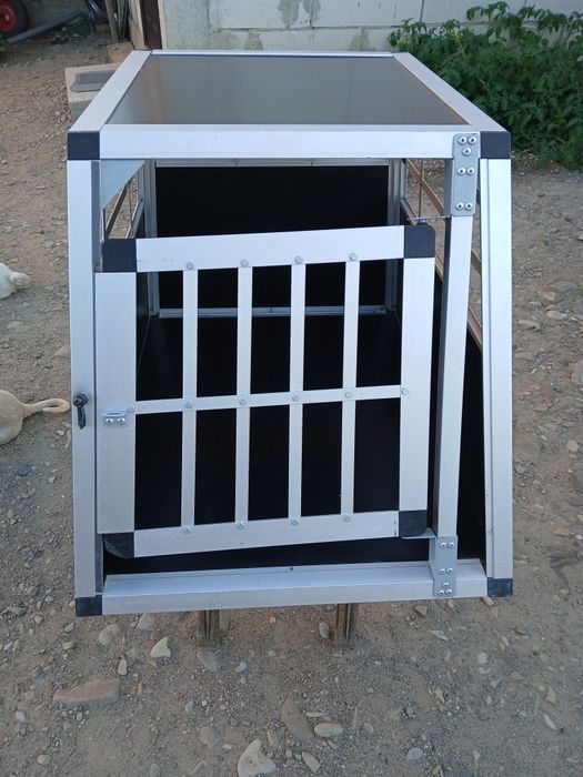 Vând cușcă de căței talie mică!