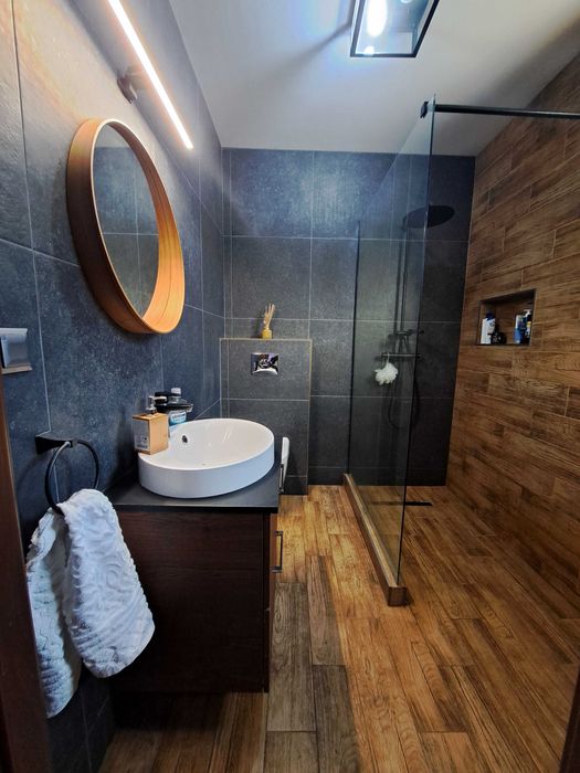 Casa pt inchiriere in Dezmir