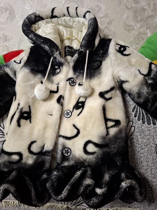 Продам детскую шубку