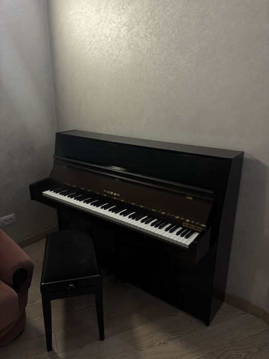 Pian / Pianino Fazer (Mecanică Renner) – Stare Foarte Bună / Fabricat în Finlanda