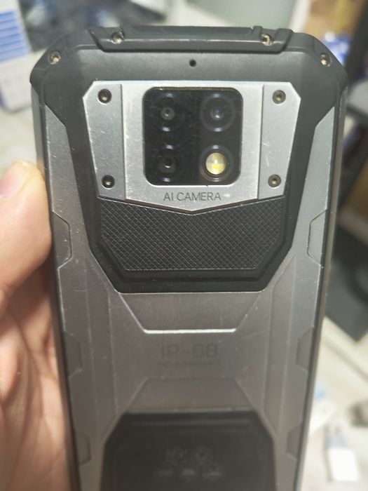 Oukitel WP6 Rugged (10.000 mAh) – Pentru piese sau recondiționat