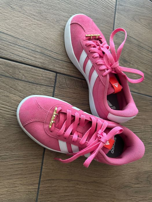 Дамски кецове Adidas
