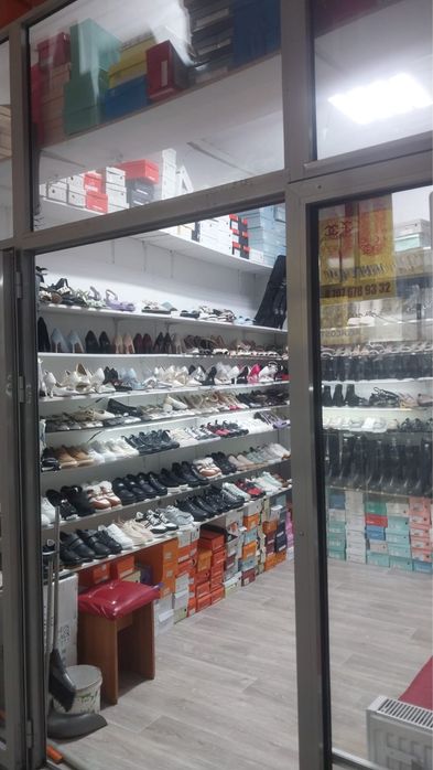 Самал базарда Бутик сатылады