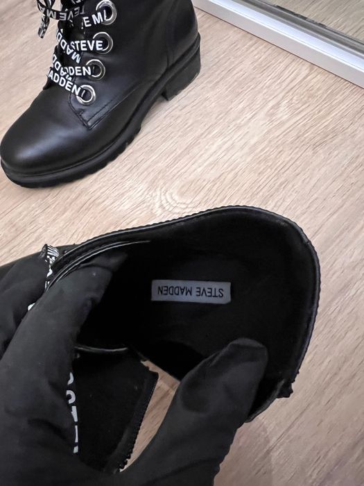 Bocanci Steve Madden mărimea 38