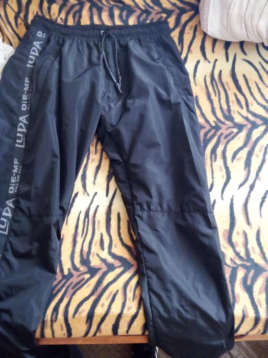 Продавам Luda Панталон   МОЖЕ И БАРТЕР