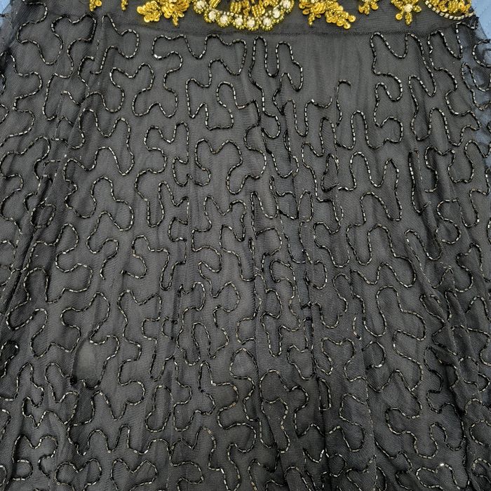 Платье ручной работы с бисером.