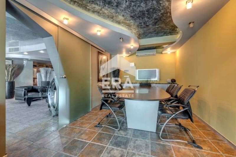 Дава се под наем Офис в София, Лозенец - 128 кв.м за 1200 € - Снимка #1