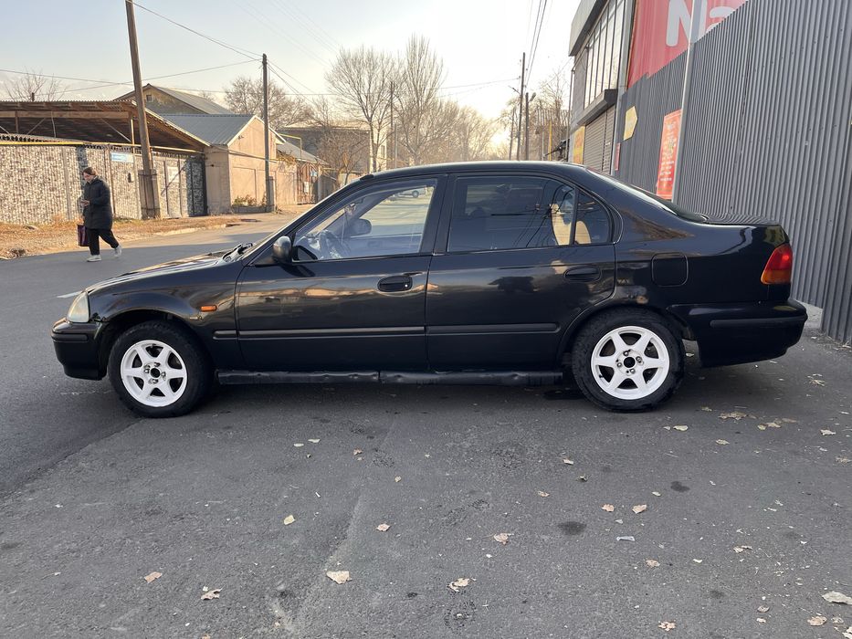 Хонда Сивик 1998 год