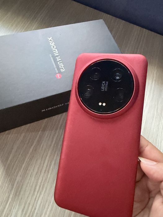 Xiaomi 14 ultra 16/512.  Смартфон с шикарной профкамерой