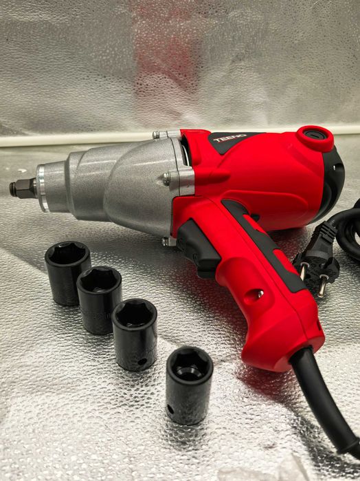 Masina de insurubat cu impact 1010W 450Nm - 299 lei