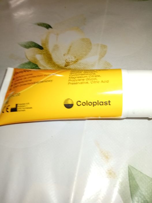 Средства по уходу за стомой.