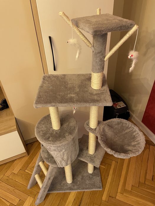 Ansamblu  de joacă pentru pisici