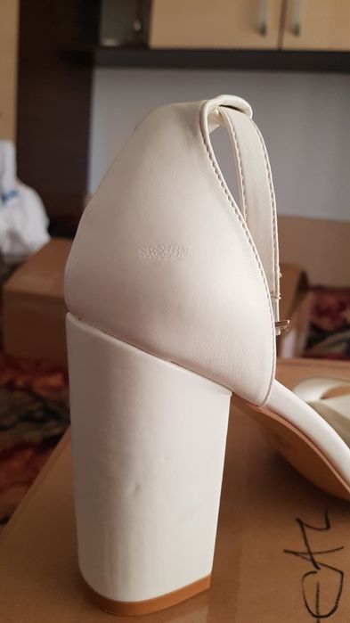 Sandale dama, marimea 40