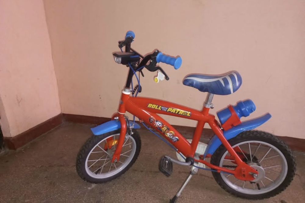 Vand bicicleta de copii