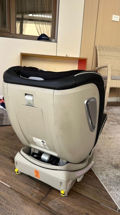 Детское кресло для авто