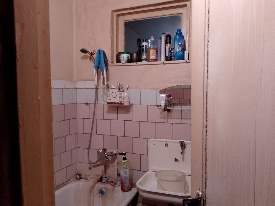 Продаётся Квартира 2х ком 1 этаж в Янгиюле на Кондитерской