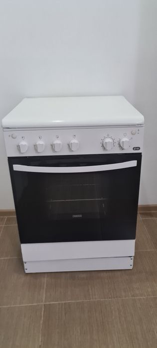 Aragaz Zanussi 50x60 cm