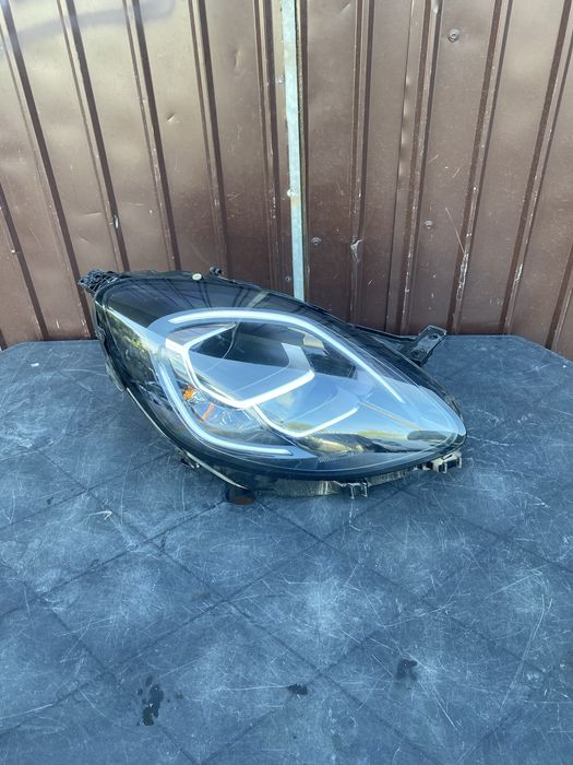 Far dreapta halogen led ford puma