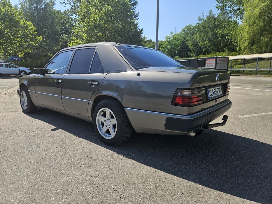 Vand Mercedes w124 200d