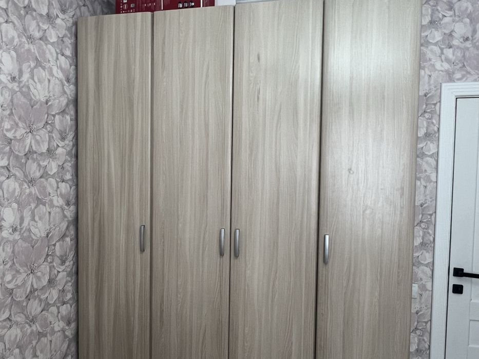 Бу мебель шкаф и две кровати