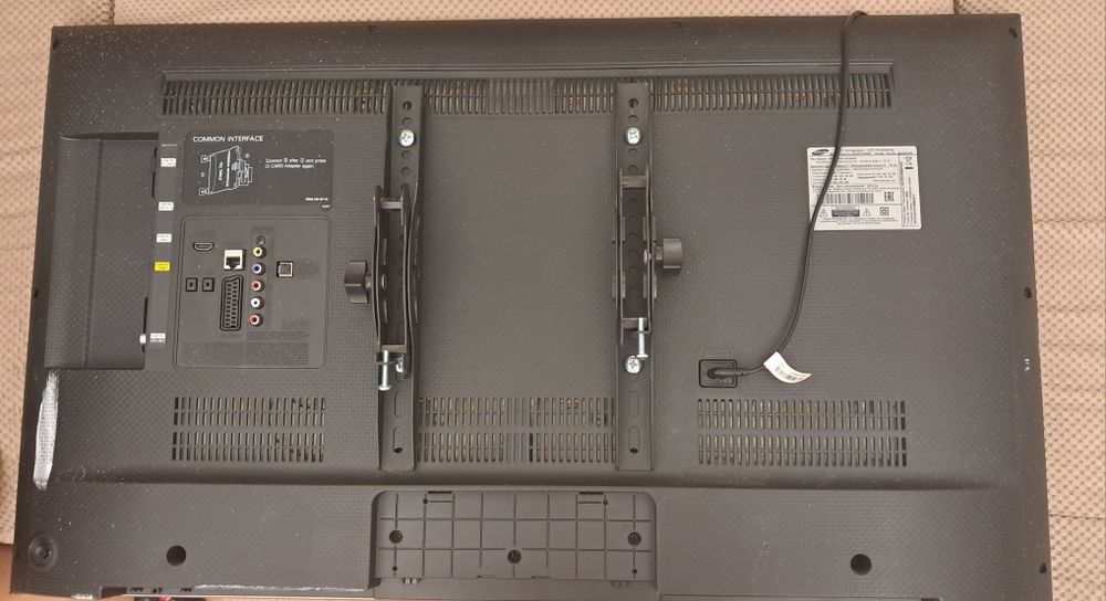 Продам телевизор Samsung