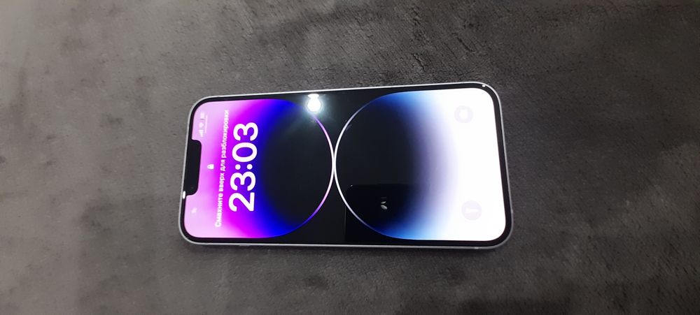 Продам Айфон 14 128 гб