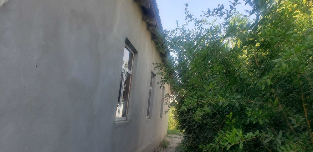 Xovli 12 sotiq sotiladi Qorasuv mahallasida