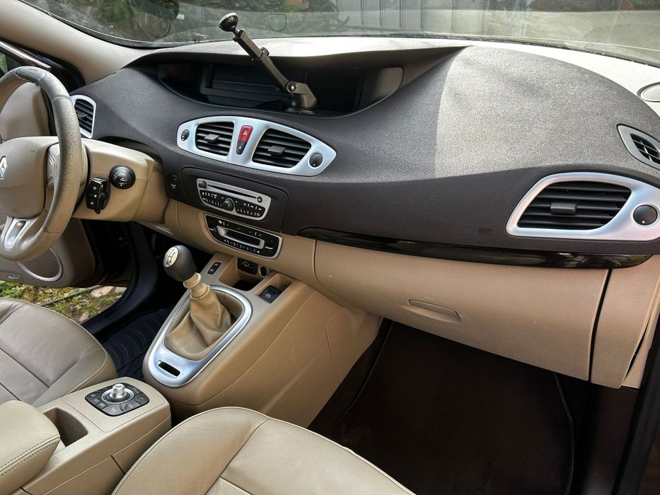 RENAULT Grand Scenic 2010 — imagine 1