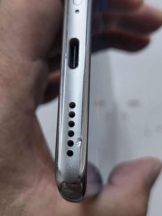 Продам поко х 7 . Телефоном девочка пользовалась .