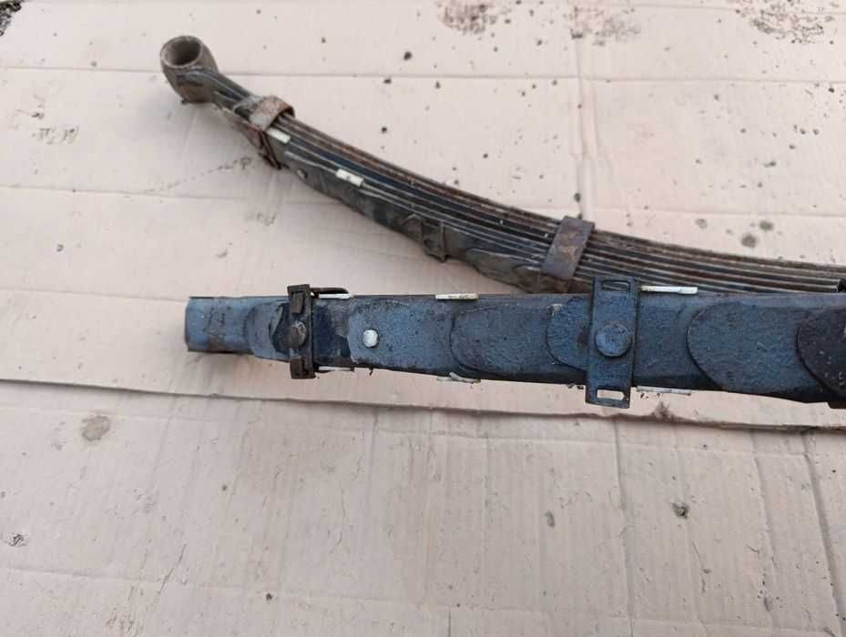 Рессоры на УАЗ. .   .    .