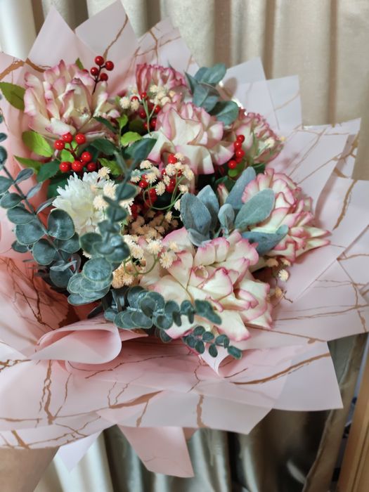 Большой букет красивый