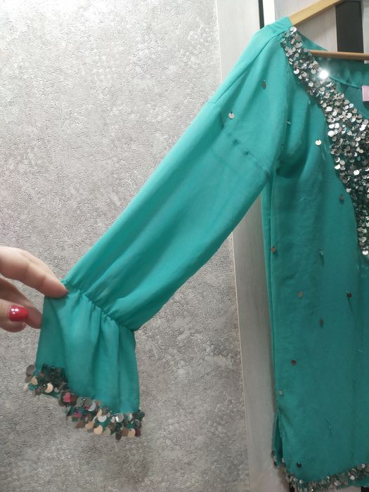 Блузка размер 44-46.