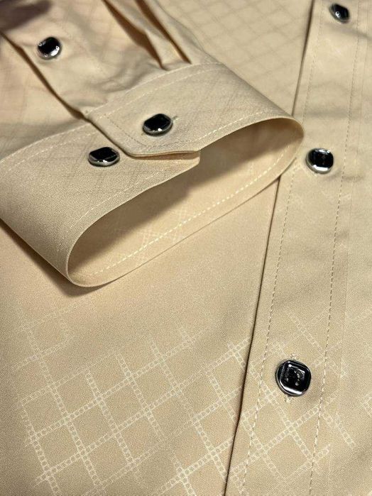 Нова мъжка бежова риза, размер  Л / ХЛ , размер L / XL