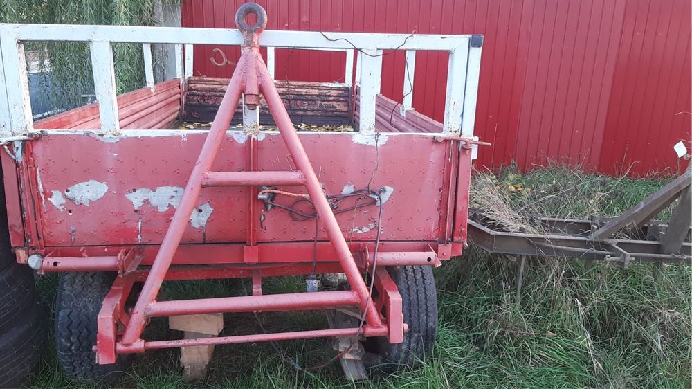 Tractor + plug+ remorca +freza