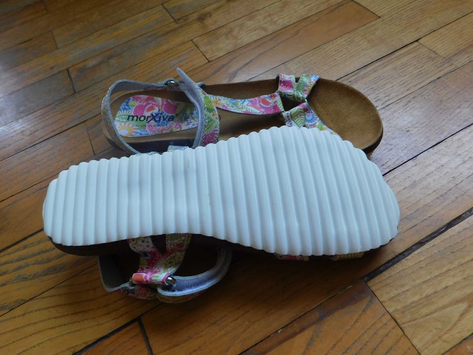 Обувки и сандали, 36 и 38 номер, Нови! 25 лв.