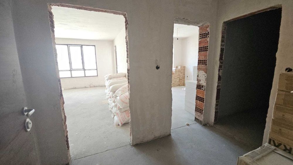 Продава се Двустаен апартамент в Пловдив, Остромила - 60 кв.м за 1334 €/кв.м - Снимка #10