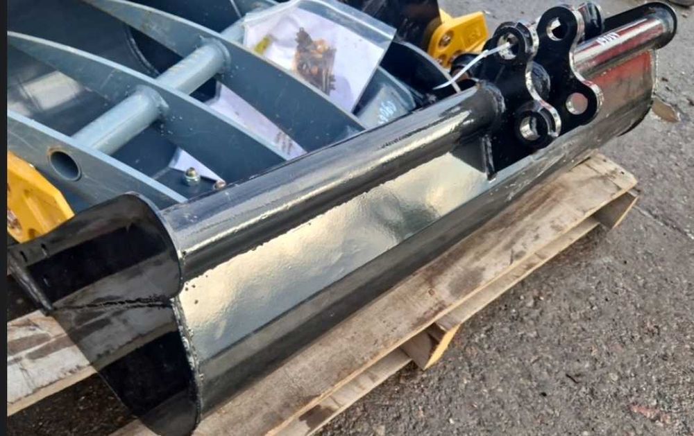 Set Cupe excavator 0.8 maxim 1.8 Tone