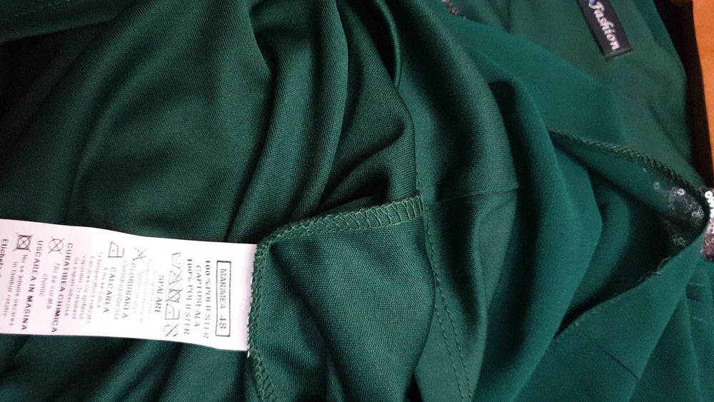 Rochie de vânzare  !