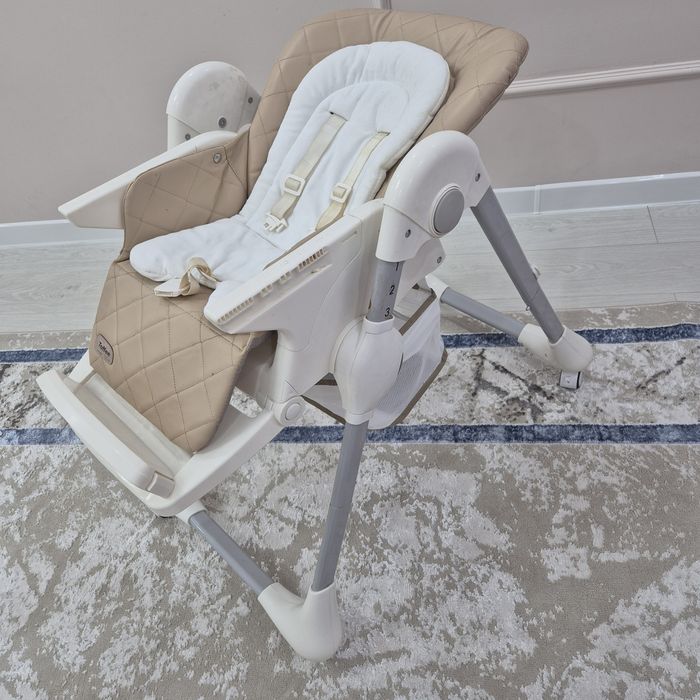 Стул для кормления,