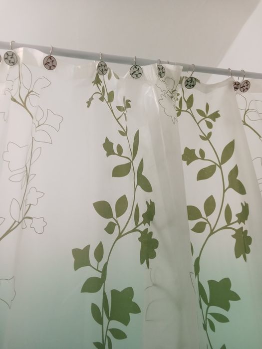 Продам модную штору для ванной