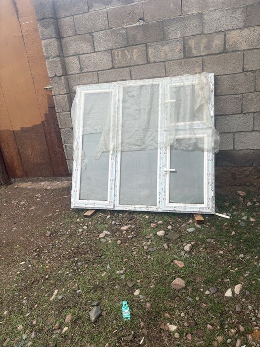 Продам новых пластиковых окон