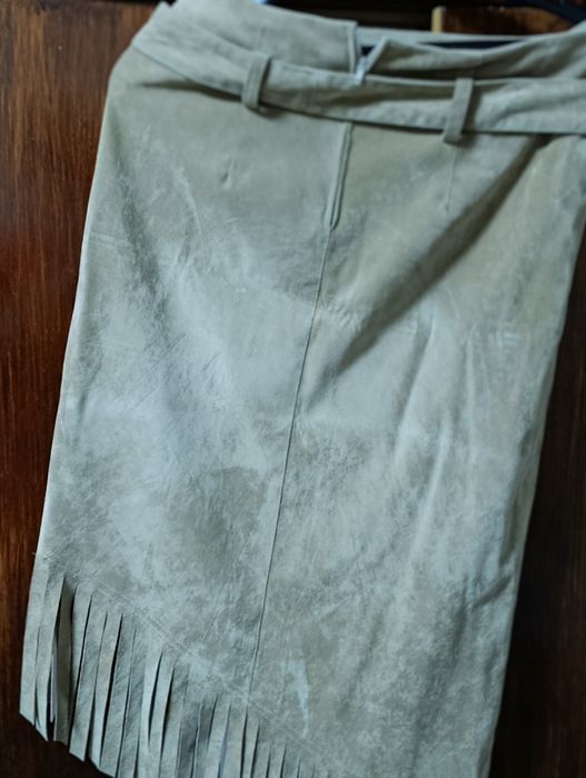 Дамски костюм _ гладко. кадифе