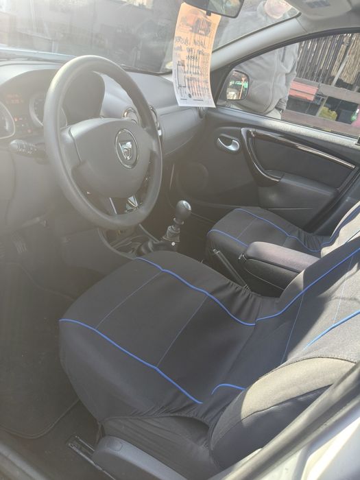 Dacia Duster model Laureate