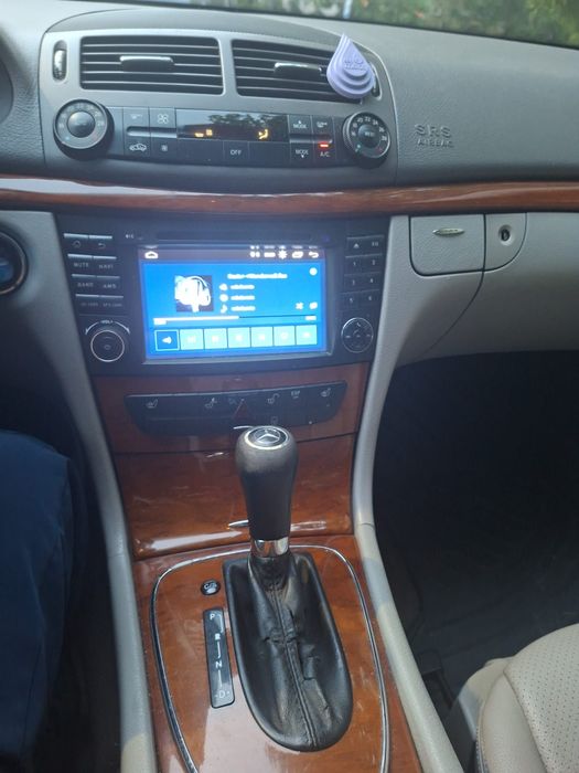 MERCEDES-BENZ E-Class 2009 — imagine 5