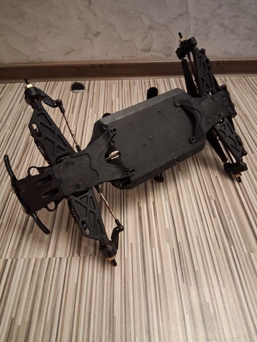 Automodel Maverick scara 1;8