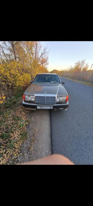 Продам Mercedes W124