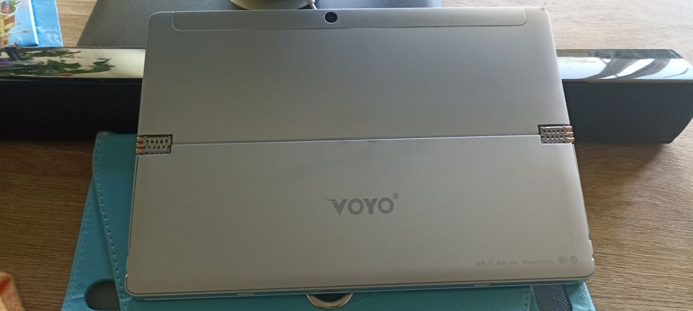 Графичен таблет VOYO  i8max c писалка  и  с  блутут  клавиатура