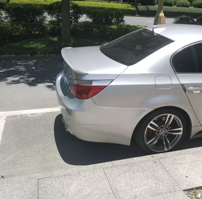 Спойлер багажника bmw E60