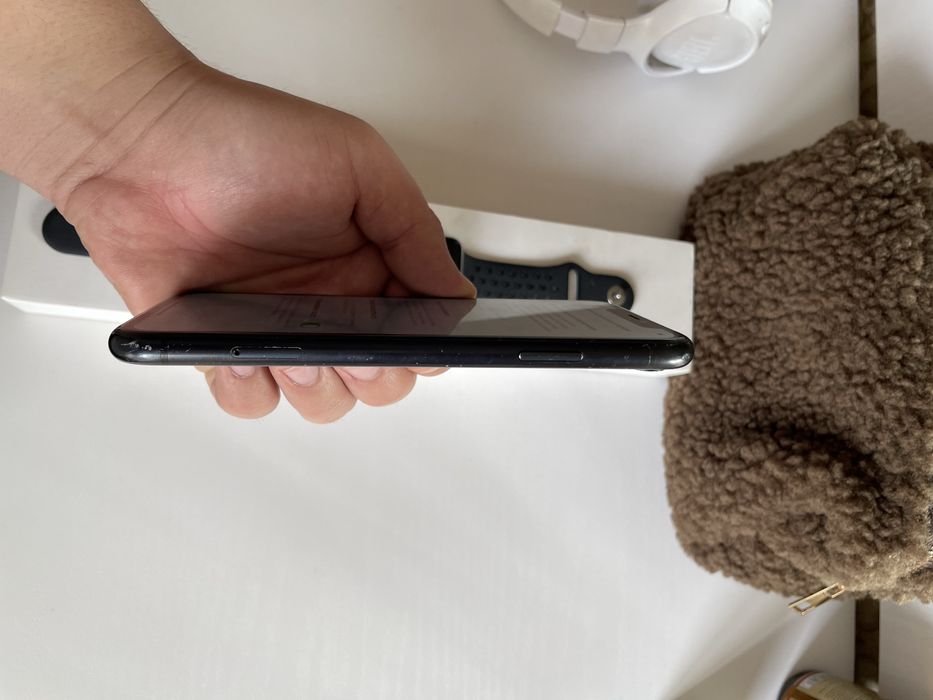 Iphone XR 128gb + Apple watch 3